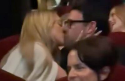 Sydney Sweeney e Scooter Braun são vistos trocando carinhos em evento de “Euphoria