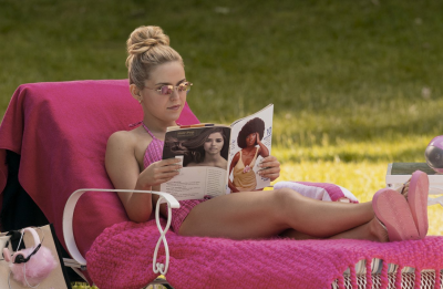 Novo teaser revela Elle Woods em sua versão adolescente na série de “Legalmente Loira