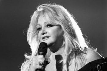 Morre Bonnie Tyler, a icônica voz por trás de “Total Eclipse of the Heart”, aos 75 anos