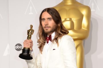 Jared Leto enfrenta novas alegações de abuso sexual em documentário da BBC; músico se declara inocente